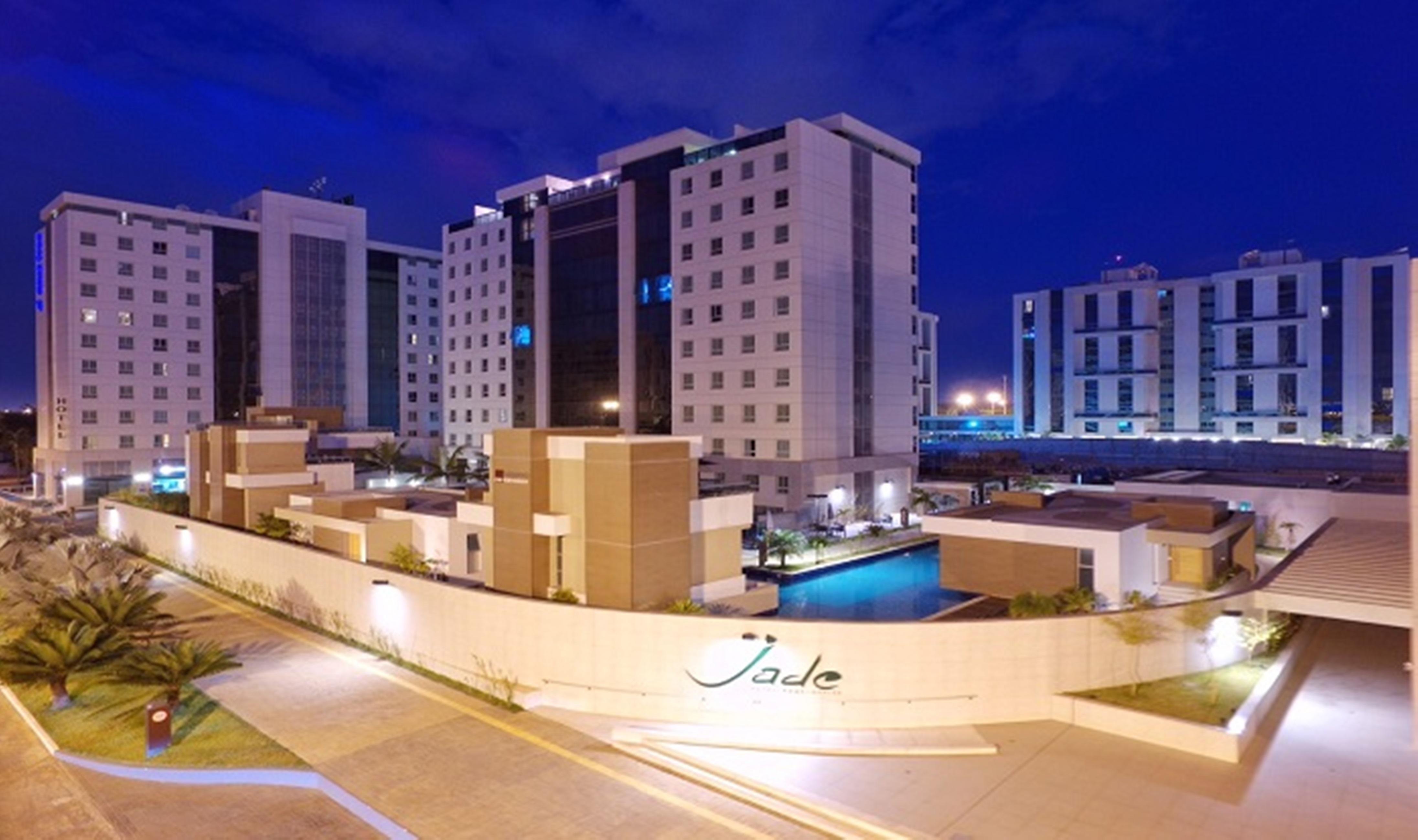 Jade Hotel Brasilia Candangolandia Exterior foto Residential complex in the city