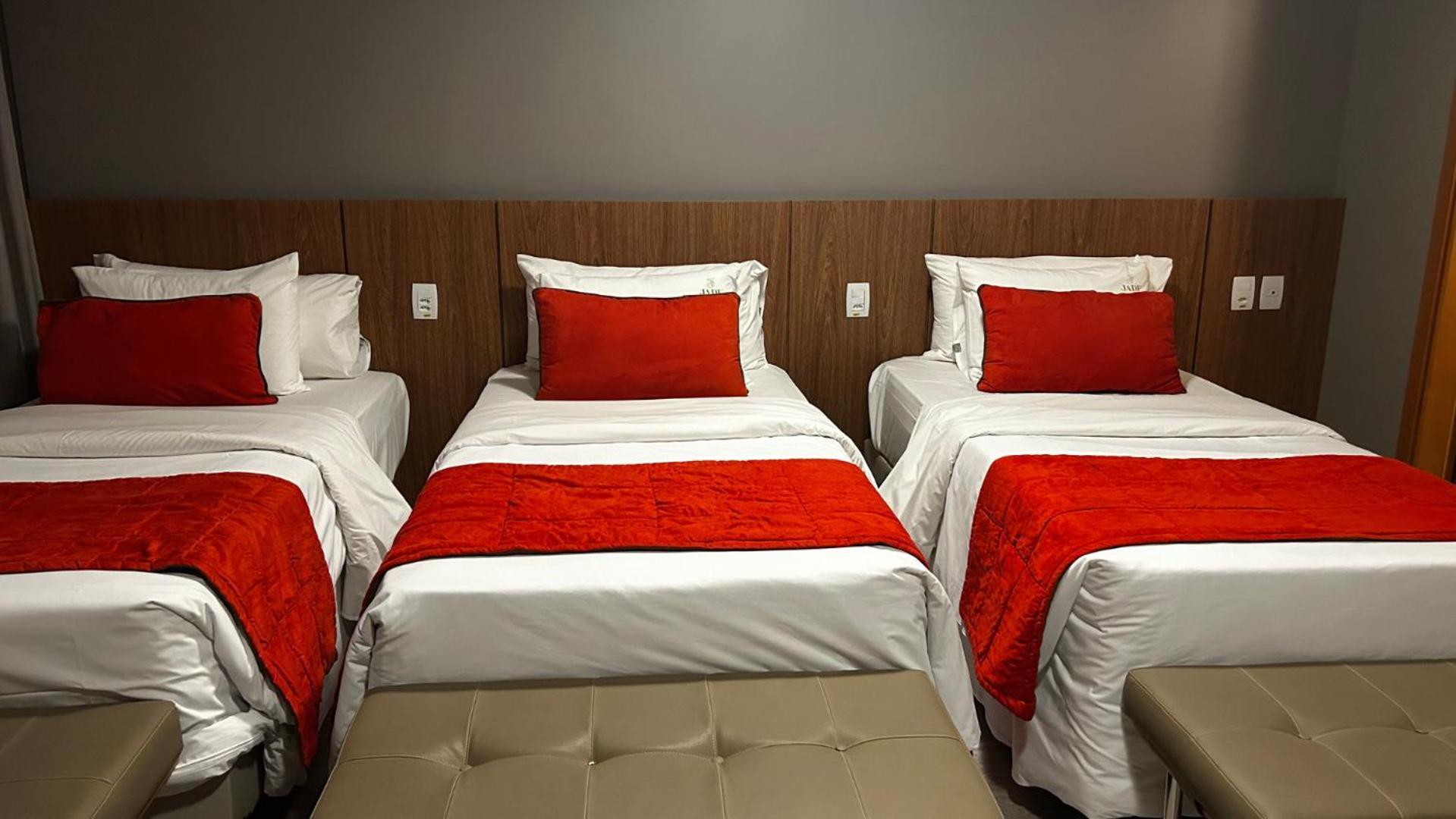Jade Hotel Brasilia Candangolandia Exterior foto A room at the hotel